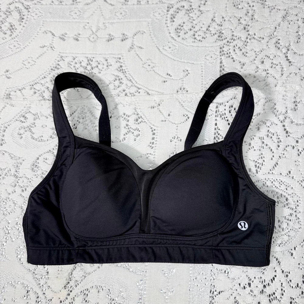 Lululemon Black Mesh Padded Sports Bra – 34C